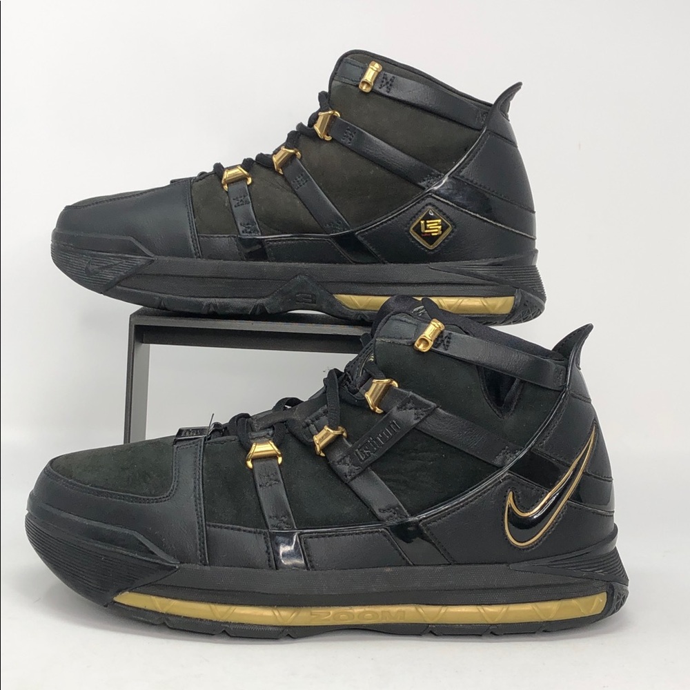 Nike Mens Lebron Zoom 3 Metallic Gold AO2434-001 Basketball Sneakers - Size 10